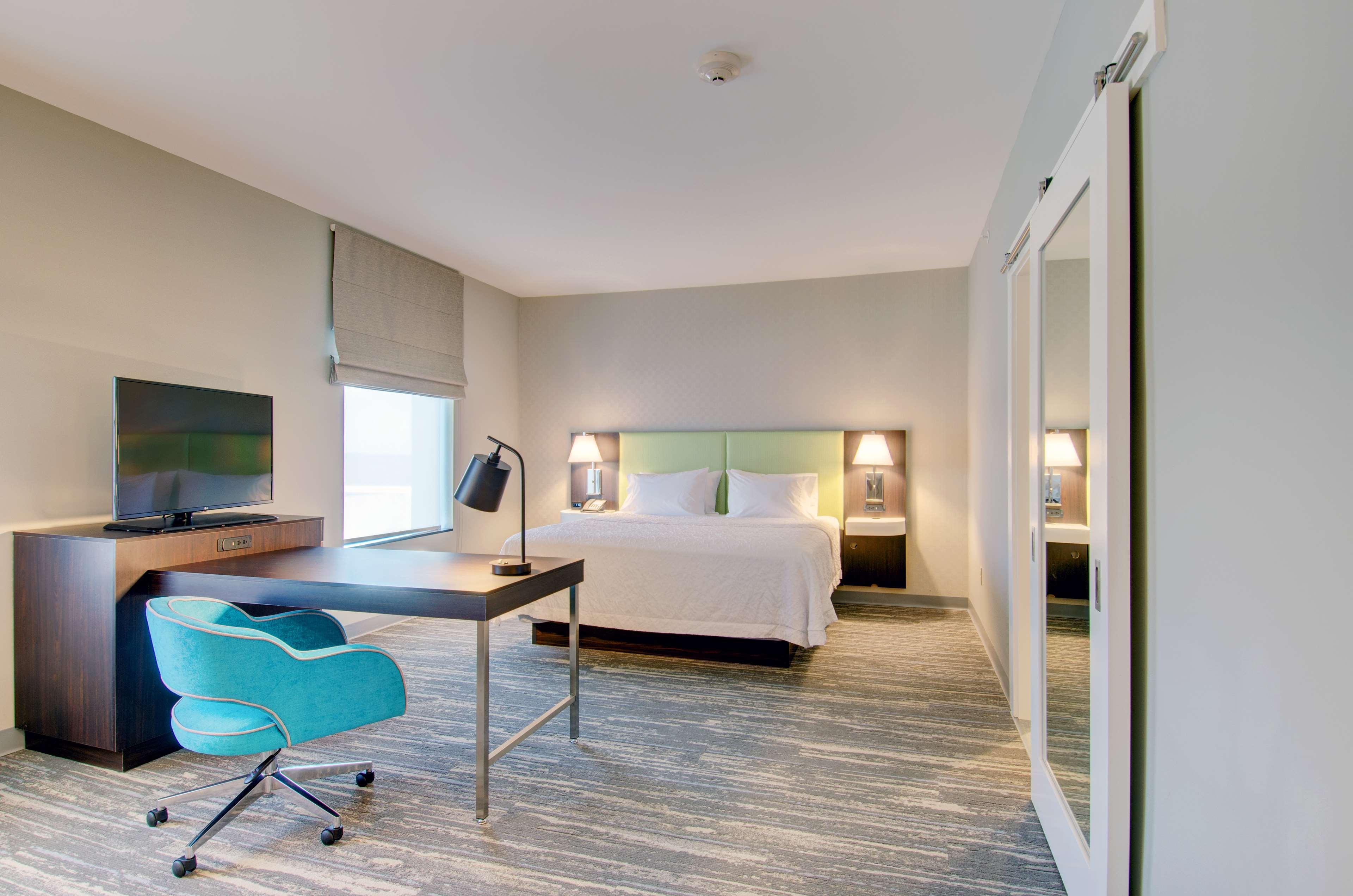 Hampton Inn & Suites Boston/Stoughton Exterior foto