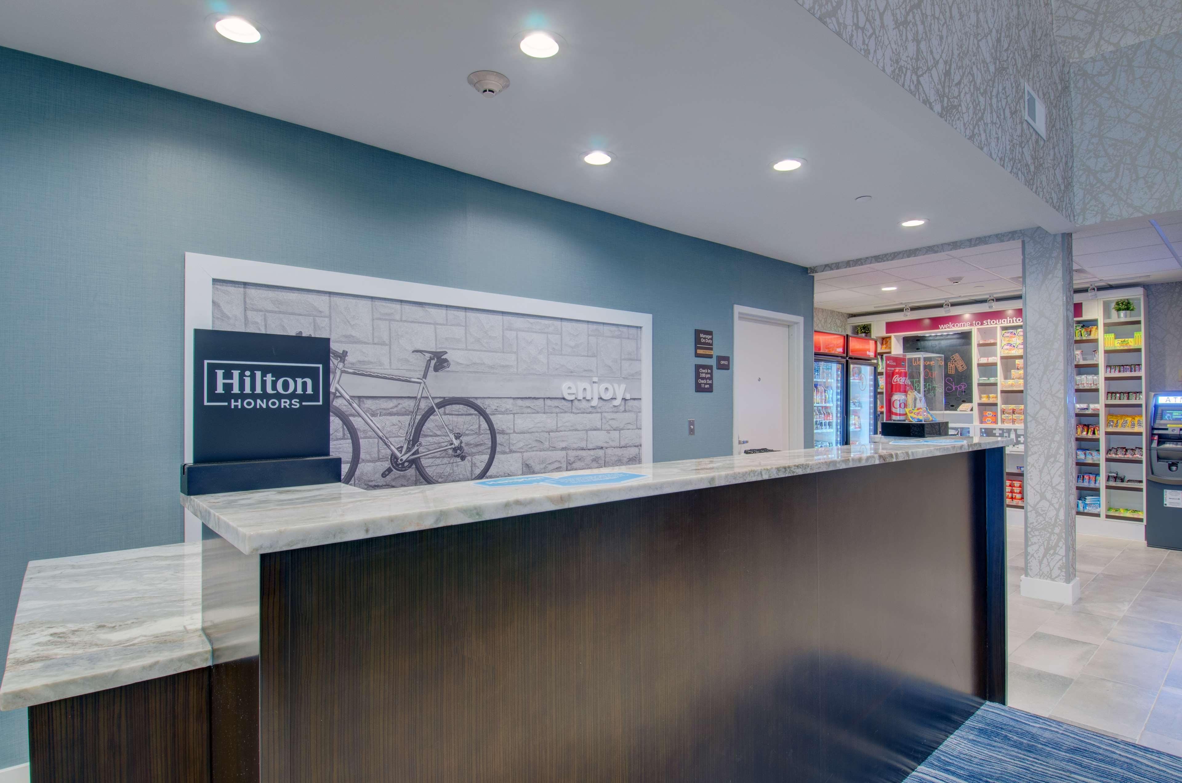 Hampton Inn & Suites Boston/Stoughton Exterior foto