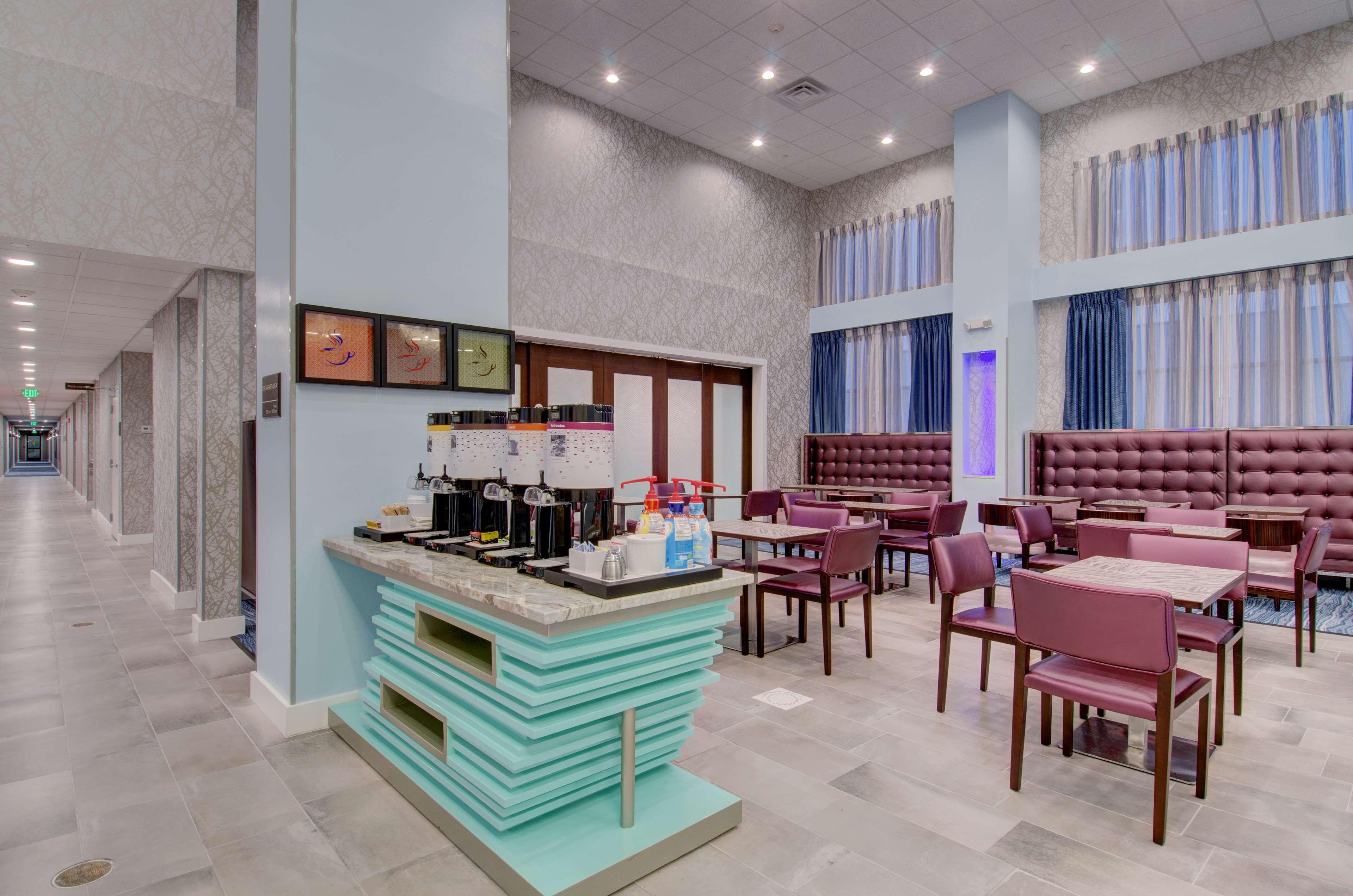 Hampton Inn & Suites Boston/Stoughton Exterior foto