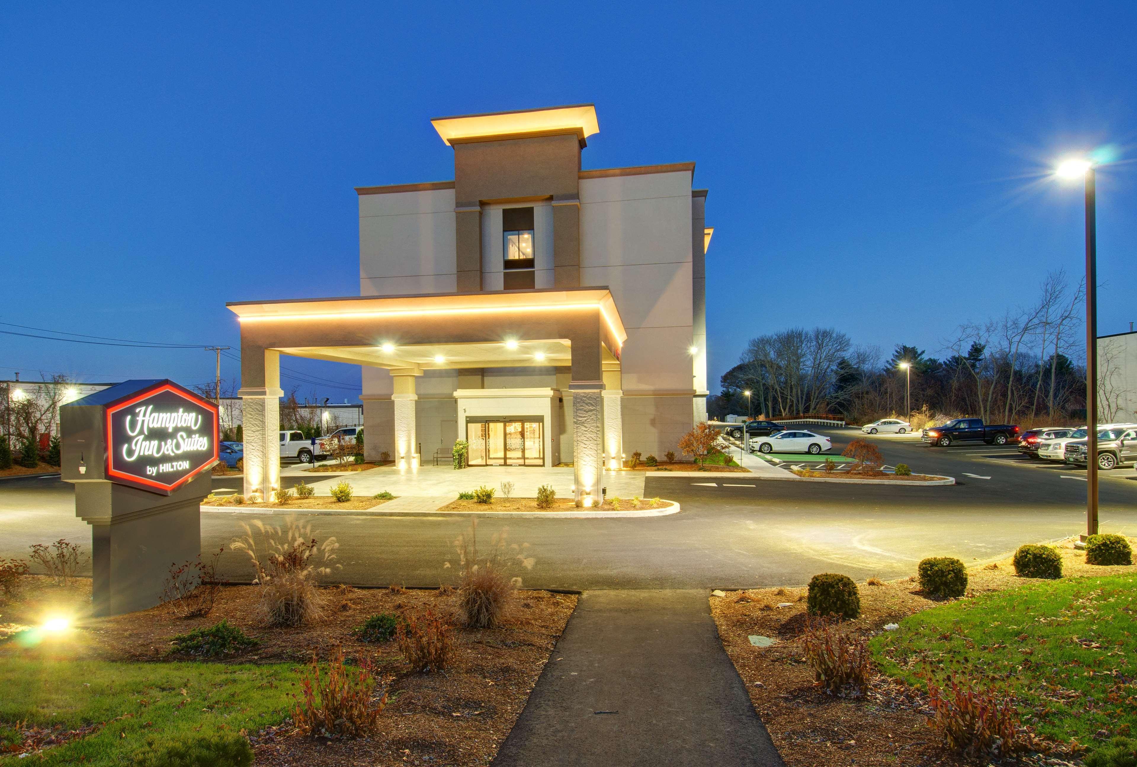 Hampton Inn & Suites Boston/Stoughton Exterior foto